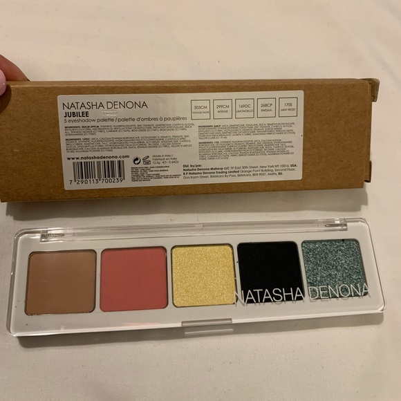 NATASHA DENONA
Jubilee Eyeshadow Palette - Picture 4 of 8